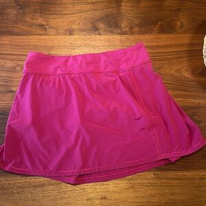 Lululemon skirt - size 8 Long- Magenta Purple